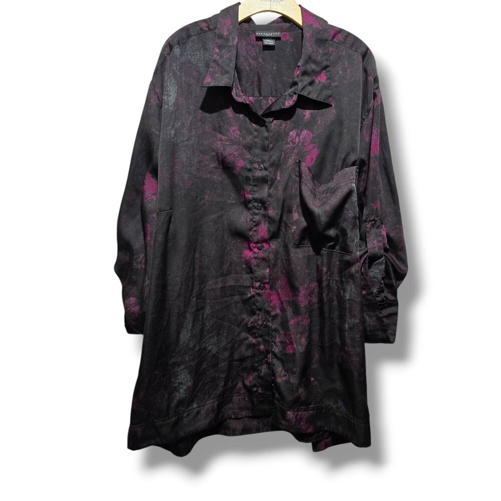 Apostrophe women’s plus size Woman Black & Purple Watercolor Button-Down Blouse